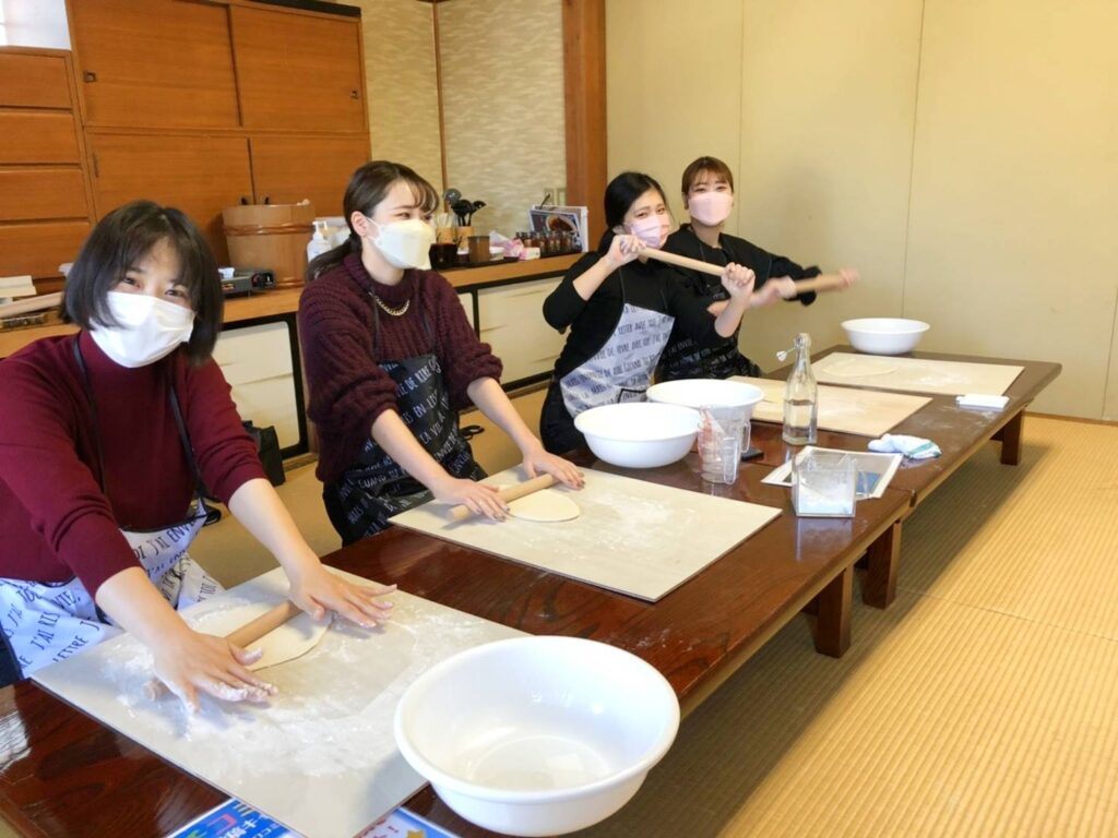 ほうとう作り体験